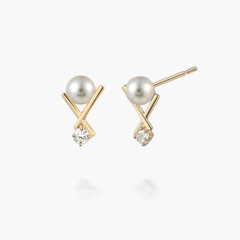 Hazel 14K Solid Gold Pearl and Diamond Stud